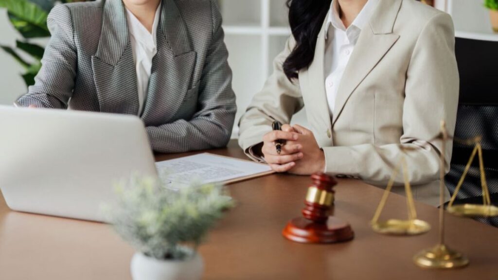 Navigating Family Dynamics During a Divorce