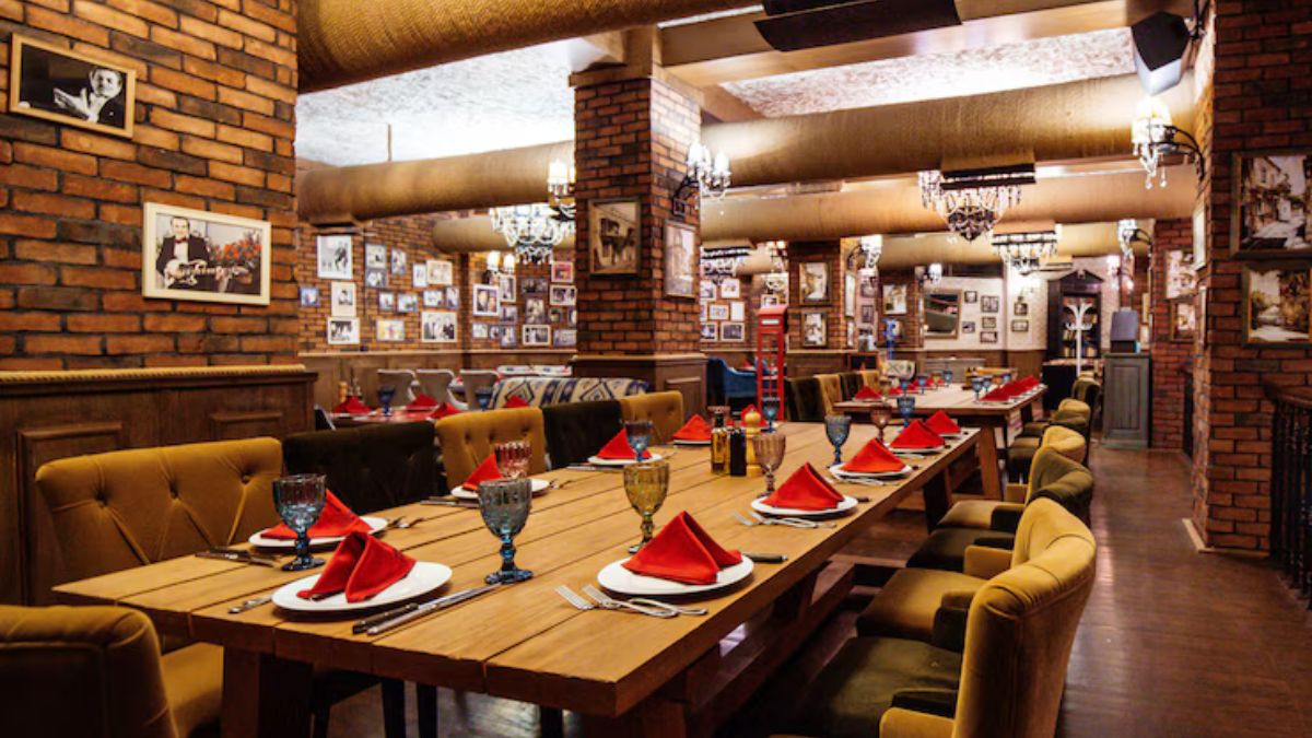 RESTAURANTS FURNITURE