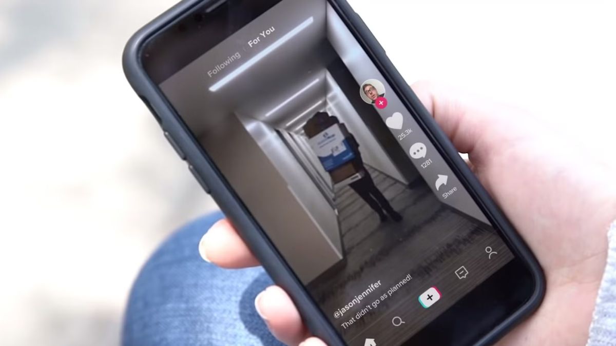 scrolller app